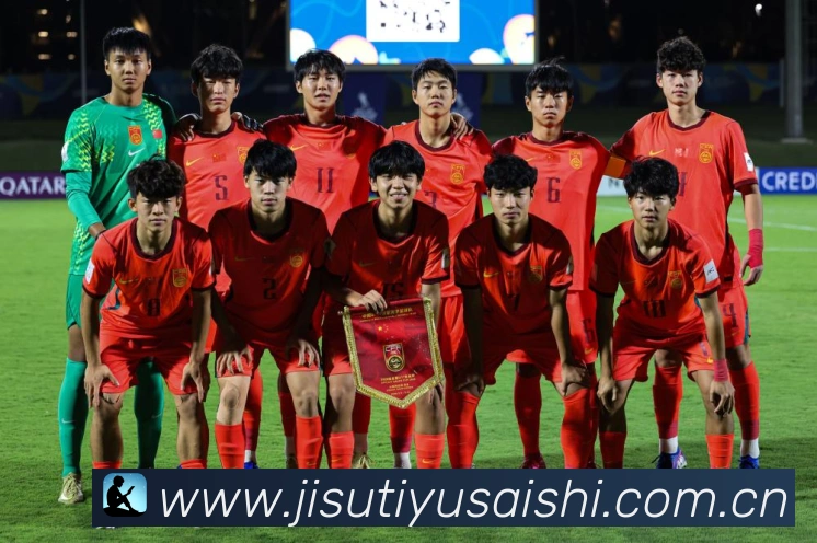 吴宜泽比赛十五小时遭两次中断女球迷冲场质问收费直播合理性专题观察-深度解析 吴宜泽比赛十五小时遭两次中断女球迷冲场质问收费直播合理性专题观察-深度解析